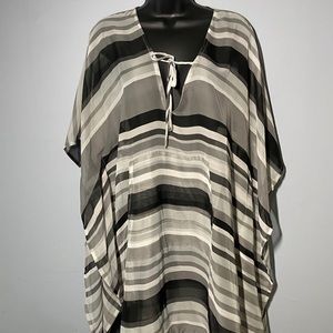 Cover Up Wrap Black and White